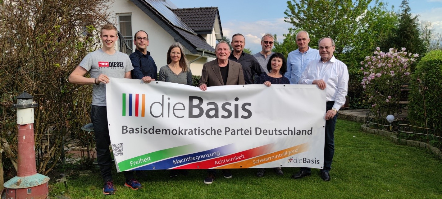 Der Gründungsvorstand des dieBasis Kreisverband Soest